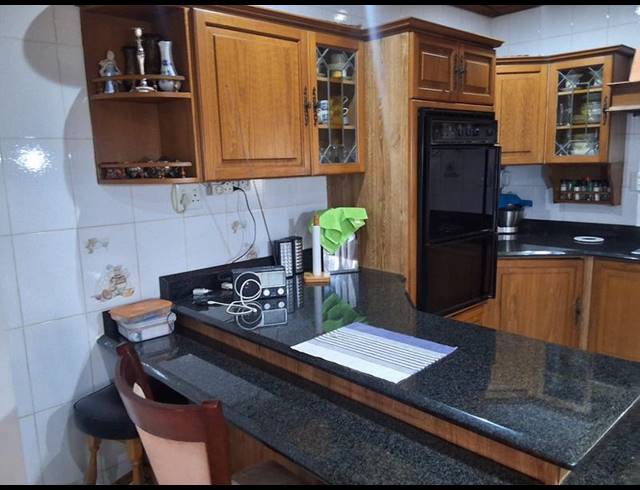 4 BEDROOM HOUSE FOR SALE IN SHALLCROSS